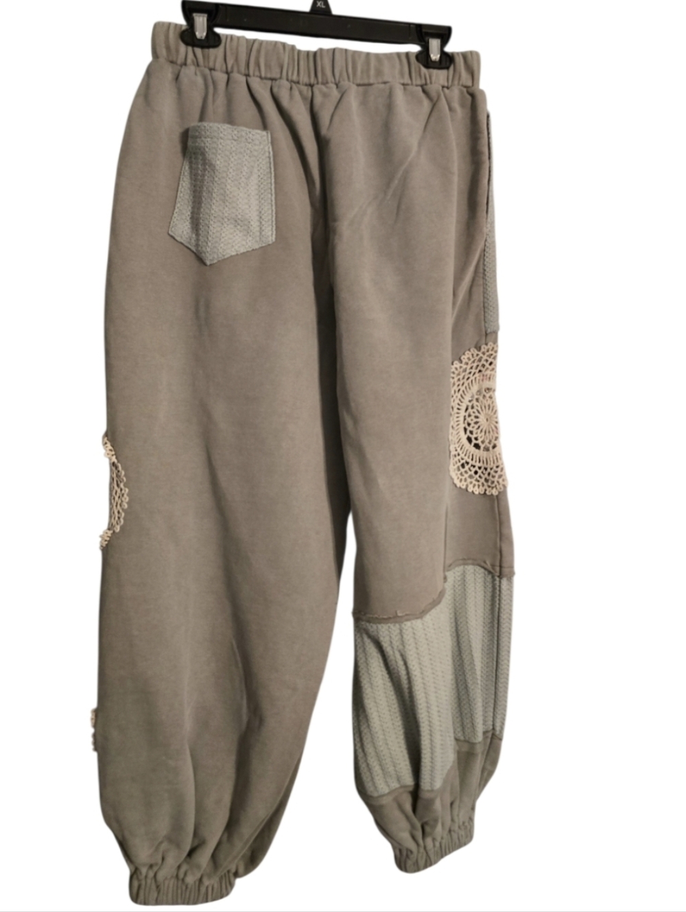POL Boho Crochet Patchwork Relaxed Joggers in Gray & Olive Size Large NWOT - Picture 4 of 4